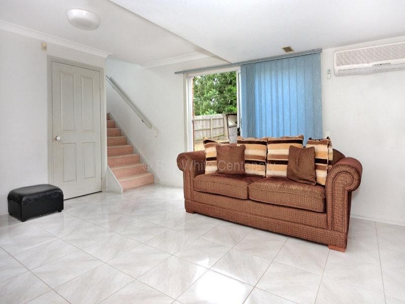 76 Glen Ross Road, Sinnamon Park QLD 4073