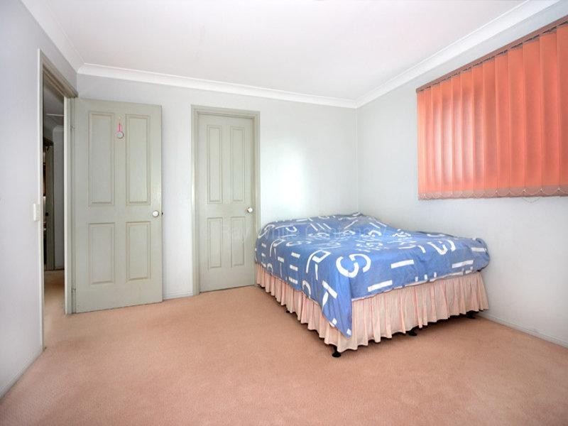 76 Glen Ross Road, Sinnamon Park QLD 4073