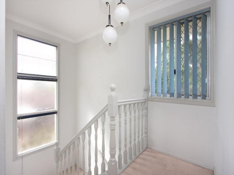 76 Glen Ross Road, Sinnamon Park QLD 4073