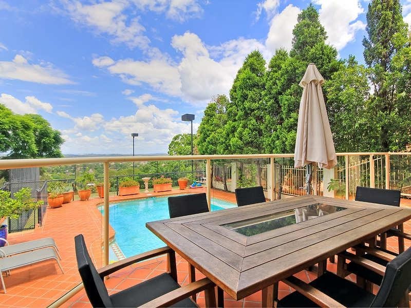 Mount Ommaney QLD 4074