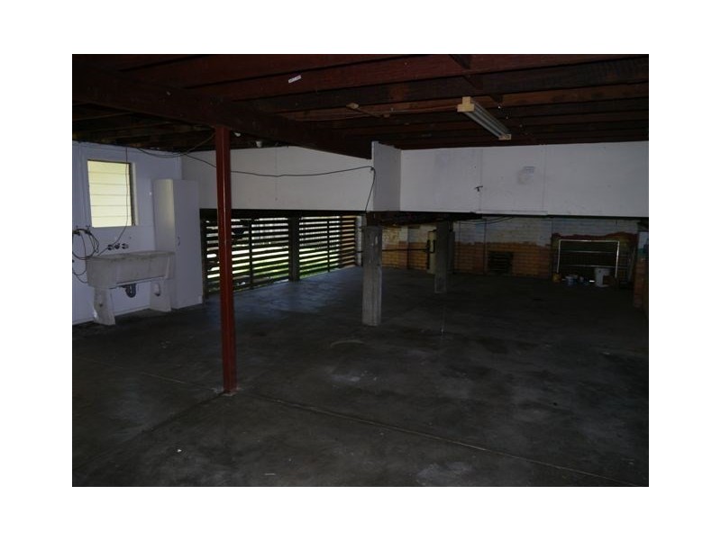 1 Badge Street, Jamboree Heights QLD 4074