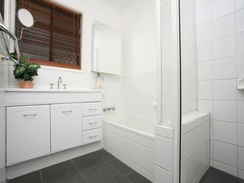 18 Penong Street, Westlake QLD 4074