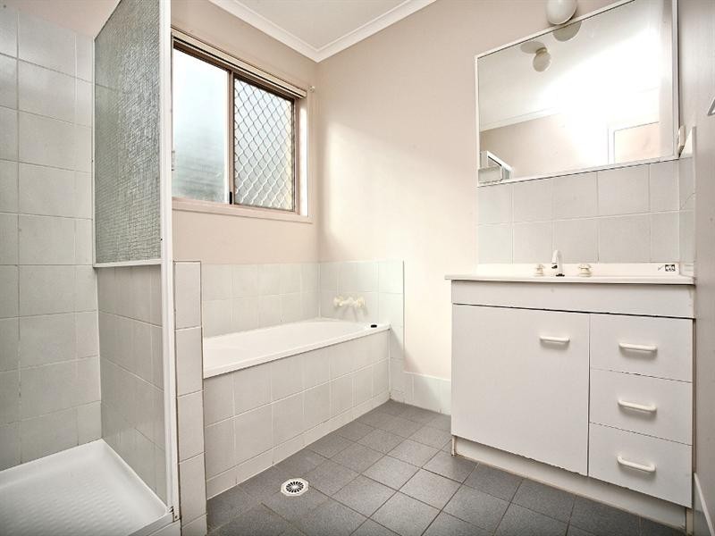 17/280 Sumners Road, Riverhills QLD 4074