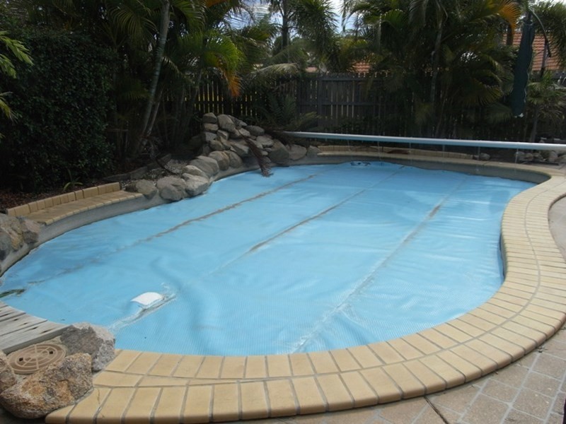 8 Ballard Place, Westlake QLD 4074