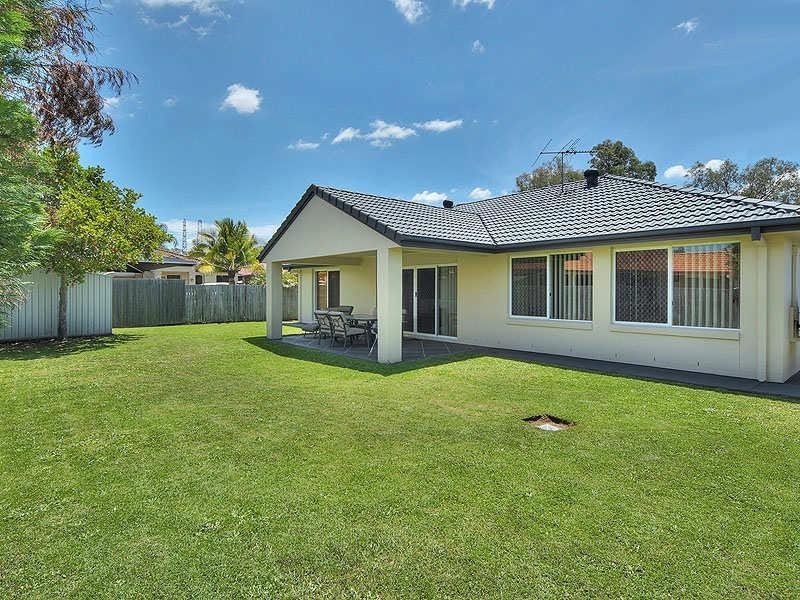 30 Curlew Place, Riverhills QLD 4074
