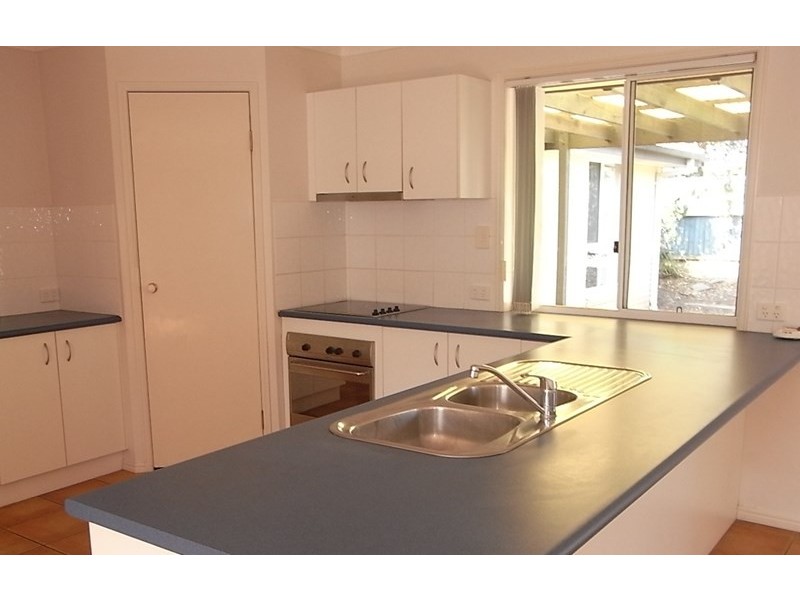 Sinnamon Park QLD 4073