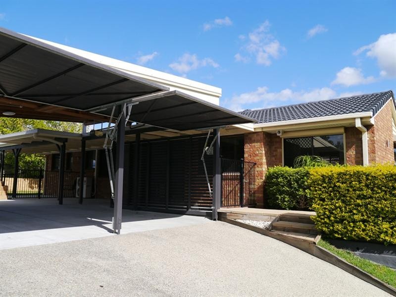 24 Loddon Street, Riverhills QLD 4074