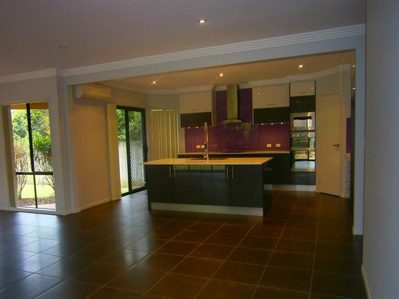 Sinnamon Park QLD 4073