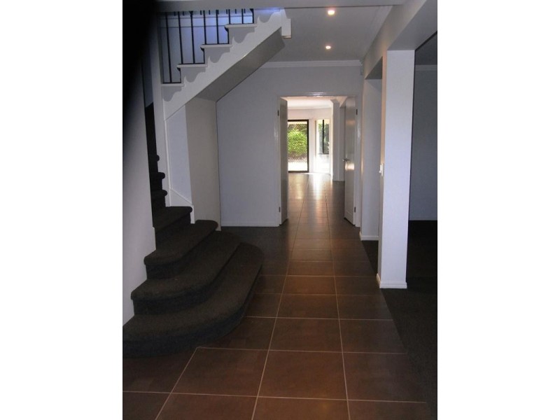 Sinnamon Park QLD 4073