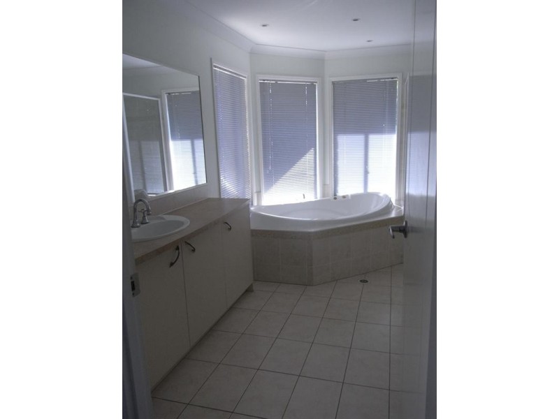 Sinnamon Park QLD 4073