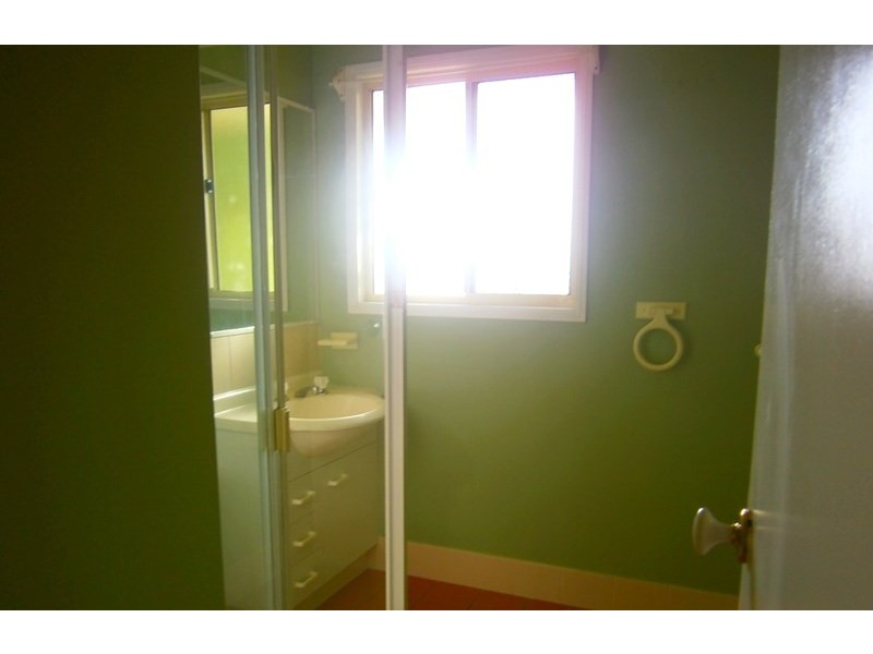 Seventeen Mile Rocks QLD 4073