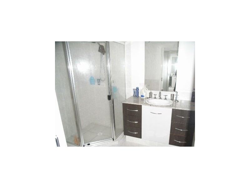 Mount Ommaney QLD 4074