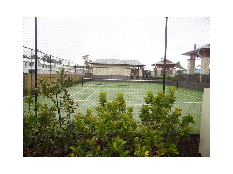 Mount Ommaney QLD 4074