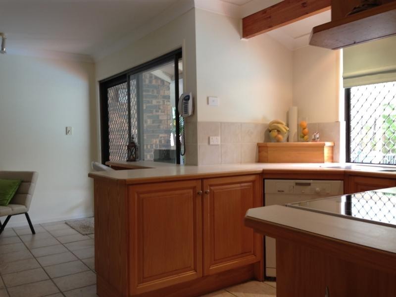 6 Colonsay Street, Middle Park QLD 4074