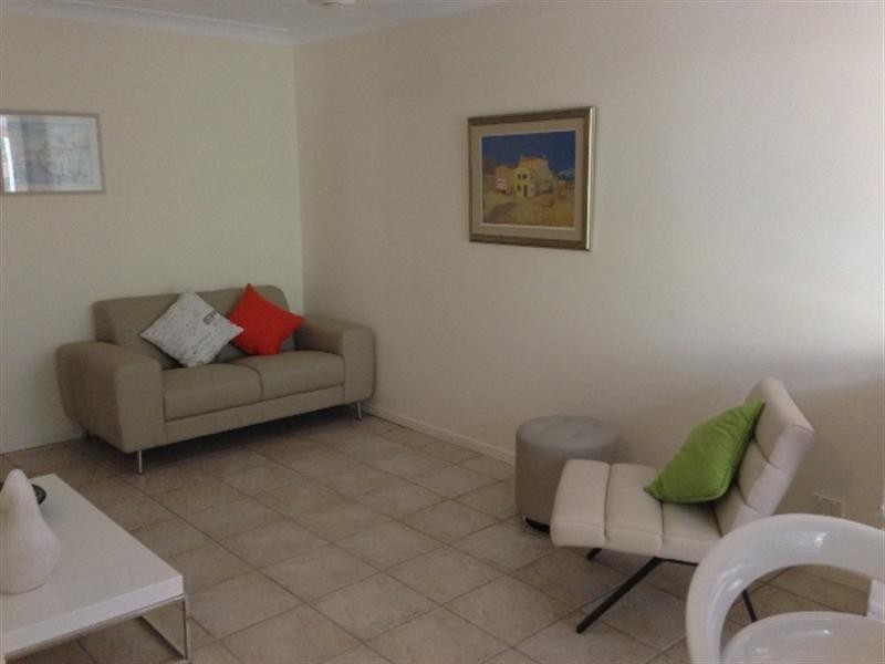 6 Colonsay Street, Middle Park QLD 4074