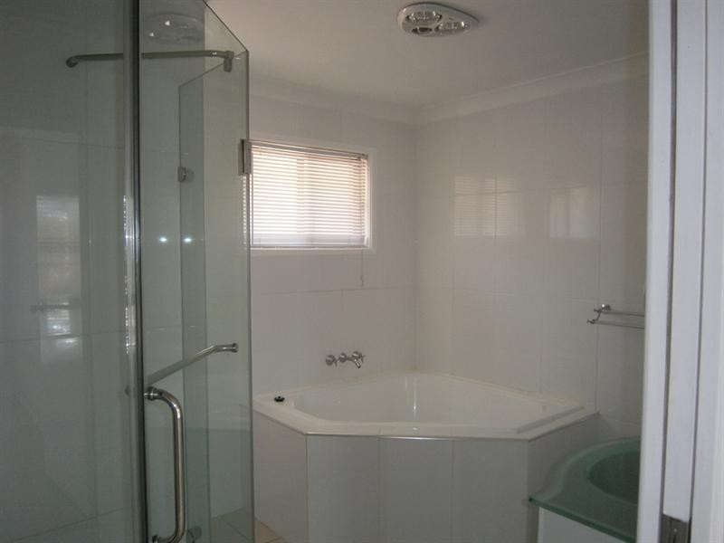 Jamboree Heights QLD 4074