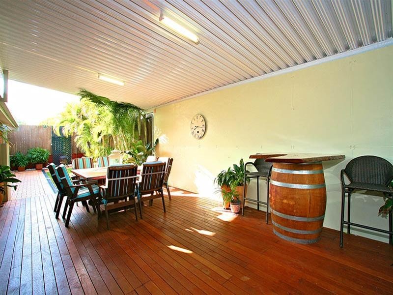 74 Hazelton Street, Riverhills QLD 4074