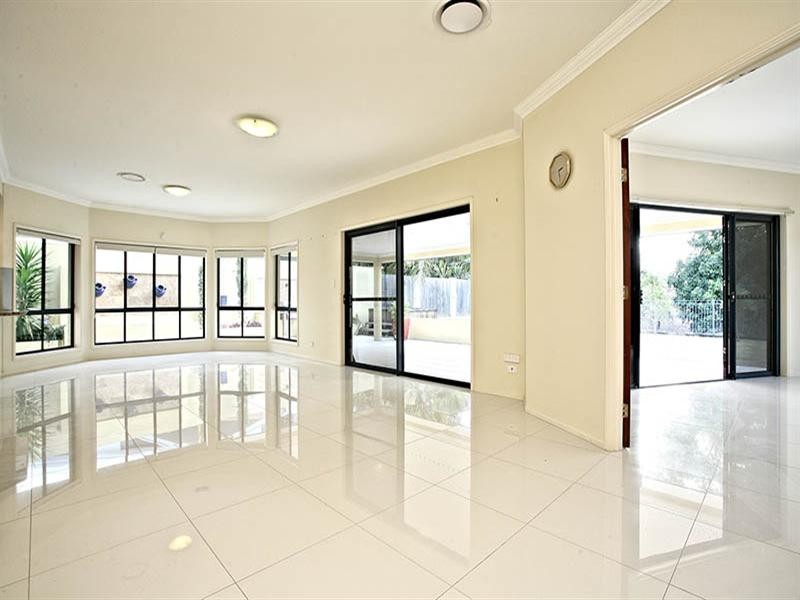 56 Seabrook Circuit, Westlake QLD 4074