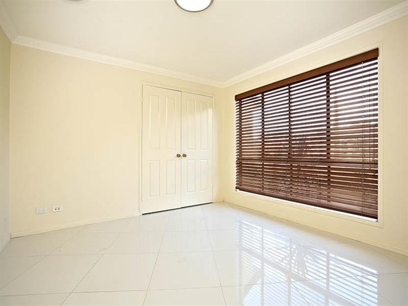 56 Seabrook Circuit, Westlake QLD 4074