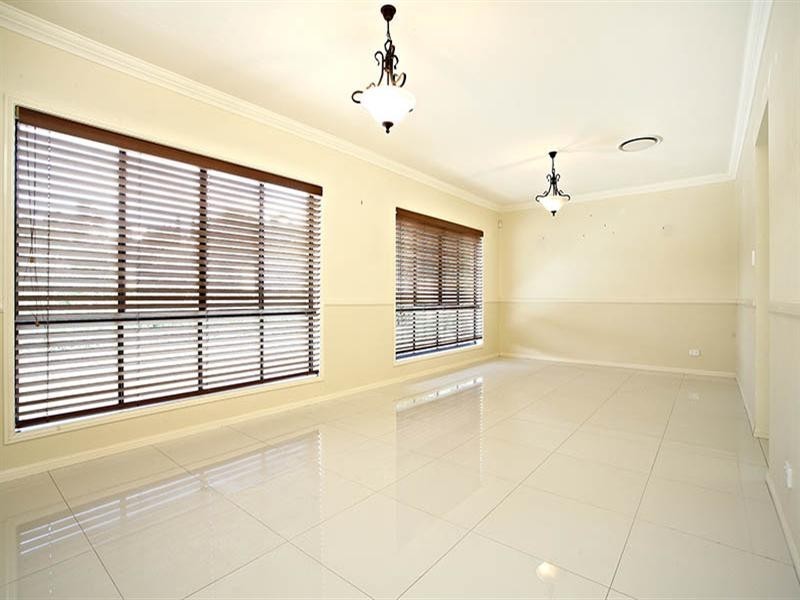 56 Seabrook Circuit, Westlake QLD 4074