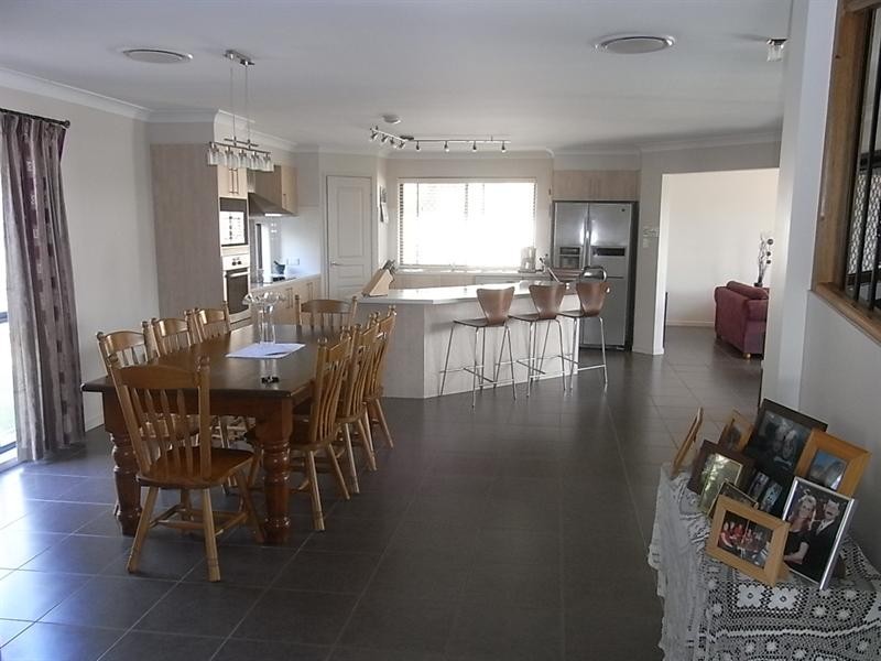 Sinnamon Park QLD 4073