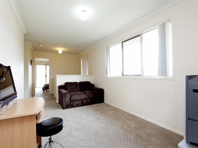 12 Lucinda Close, Sinnamon Park QLD 4073