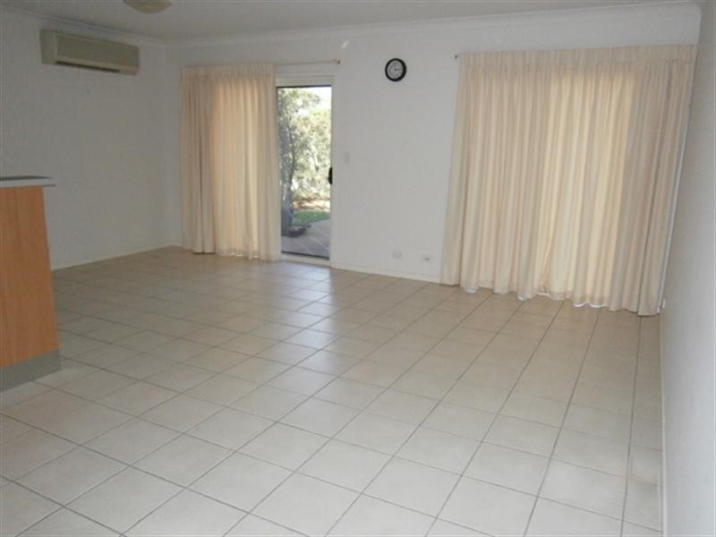 Mount Ommaney QLD 4074