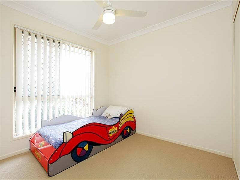 8 Eloise Place, Sumner QLD 4074