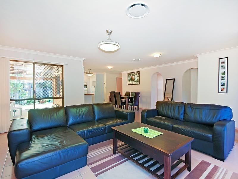 23 Loddon Street, Riverhills QLD 4074