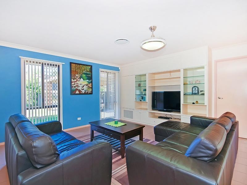 23 Loddon Street, Riverhills QLD 4074