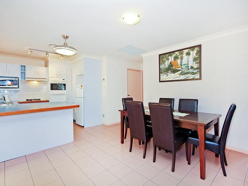 23 Loddon Street, Riverhills QLD 4074