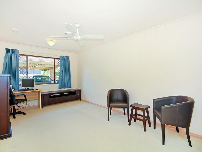 23 Loddon Street, Riverhills QLD 4074