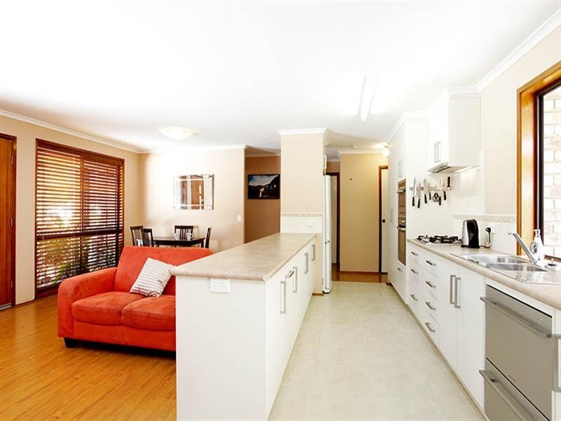 41 Lugano Street, Riverhills QLD 4074