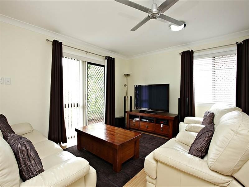 10 Loddon Street, Riverhills QLD 4074