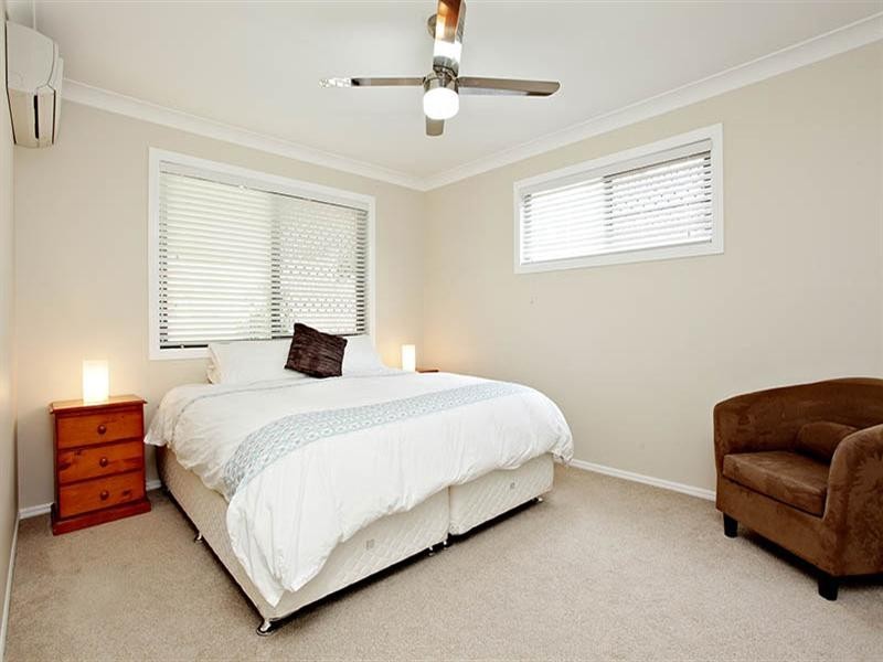 10 Loddon Street, Riverhills QLD 4074