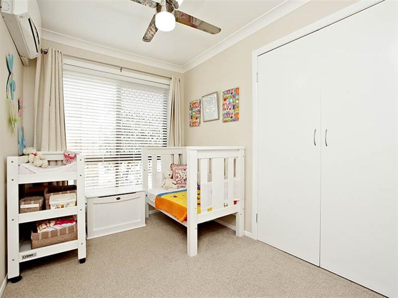 10 Loddon Street, Riverhills QLD 4074