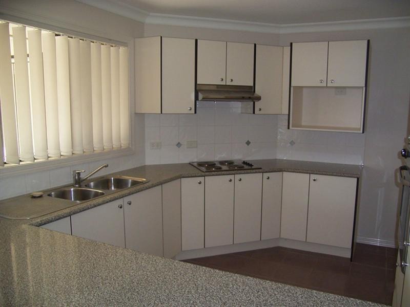 4 Piccadilly Place, Forest Lake QLD 4078