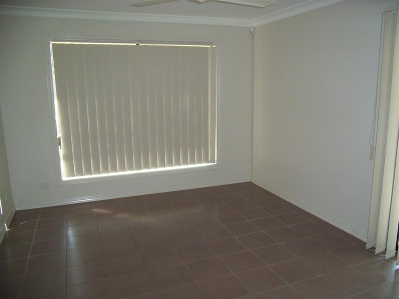 4 Piccadilly Place, Forest Lake QLD 4078