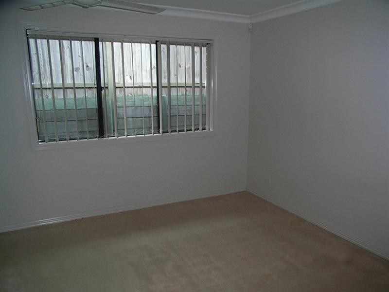 4 Piccadilly Place, Forest Lake QLD 4078