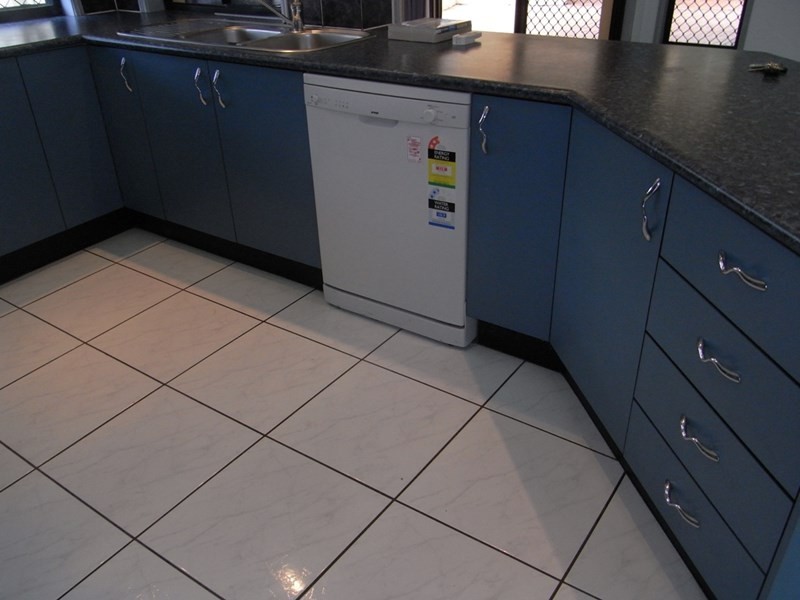 Seventeen Mile Rocks QLD 4073