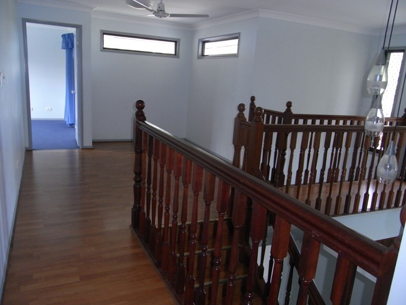 Seventeen Mile Rocks QLD 4073