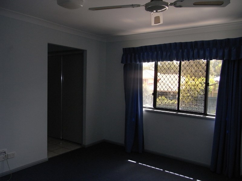 Seventeen Mile Rocks QLD 4073