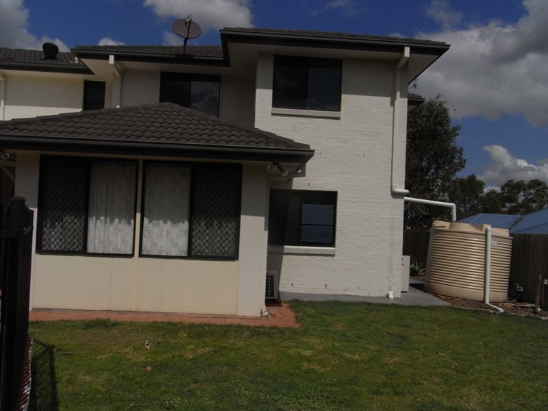 Seventeen Mile Rocks QLD 4073