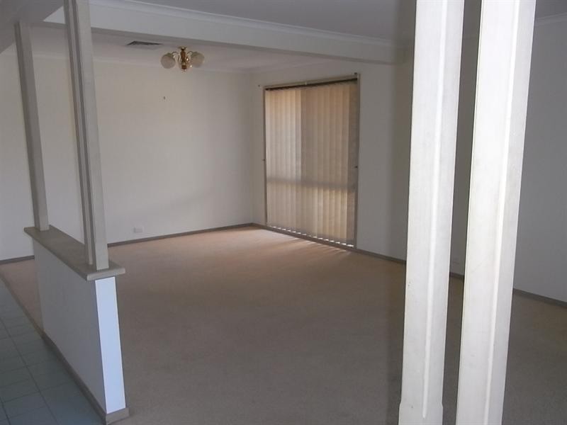 Sinnamon Park QLD 4073