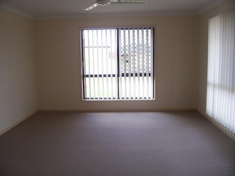 36 Emily Place, Sumner QLD 4074