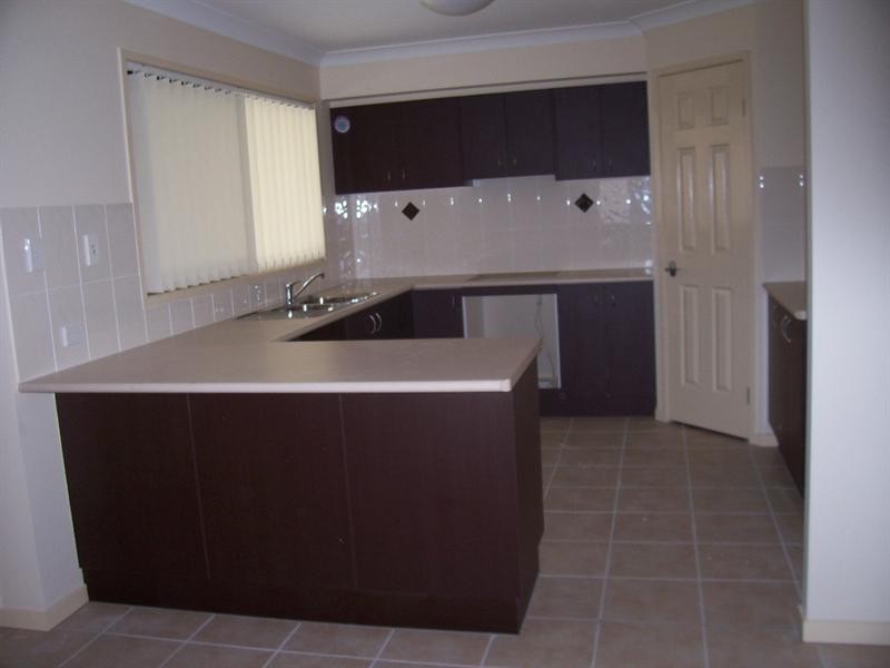 36 Emily Place, Sumner QLD 4074