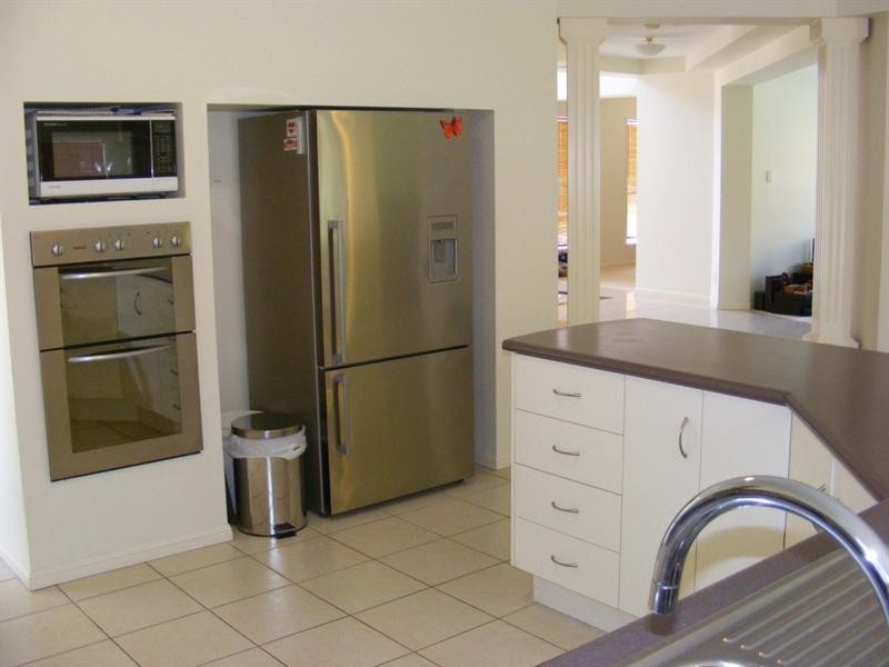 17 Hindmarsh Place, Westlake QLD 4074