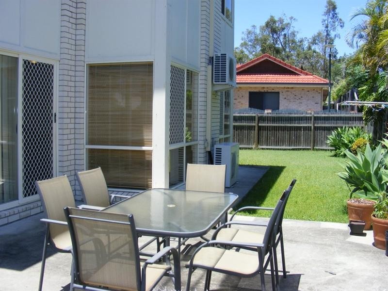 17 Hindmarsh Place, Westlake QLD 4074