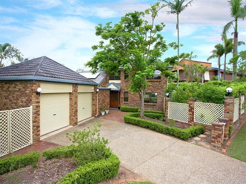 2 Chisholm Court, Mount Ommaney QLD 4074