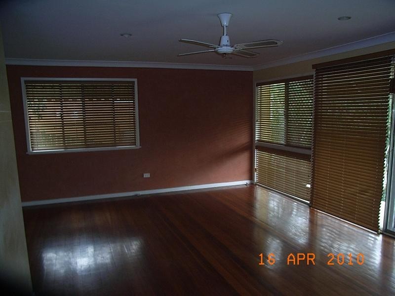 Jindalee QLD 4074